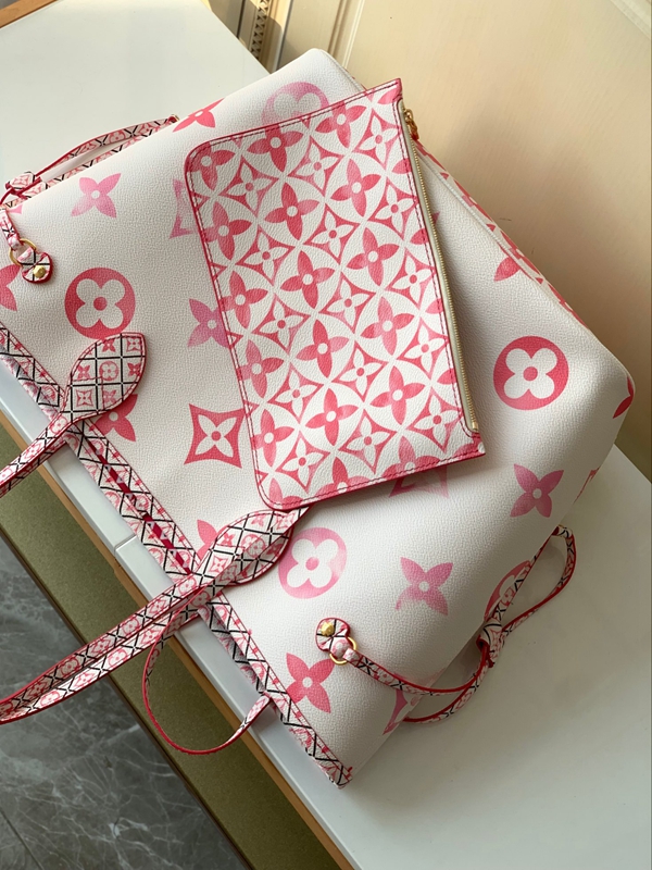 ルイヴィトンバッグ角部分ディテール